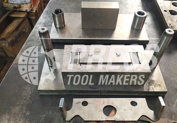 Bending Die